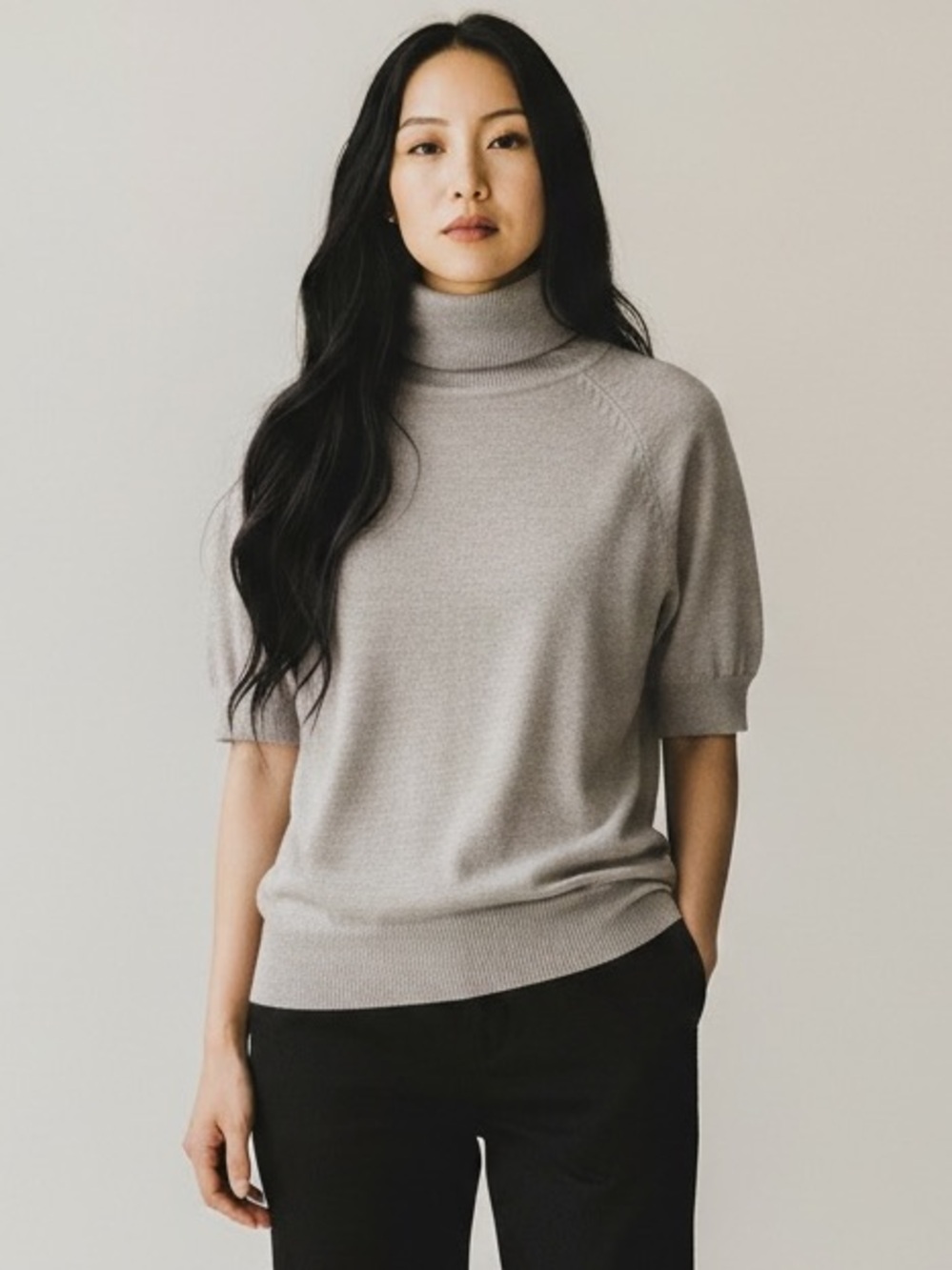 MOTF Short-Sleeve Turtleneck Sweater in Light Gray